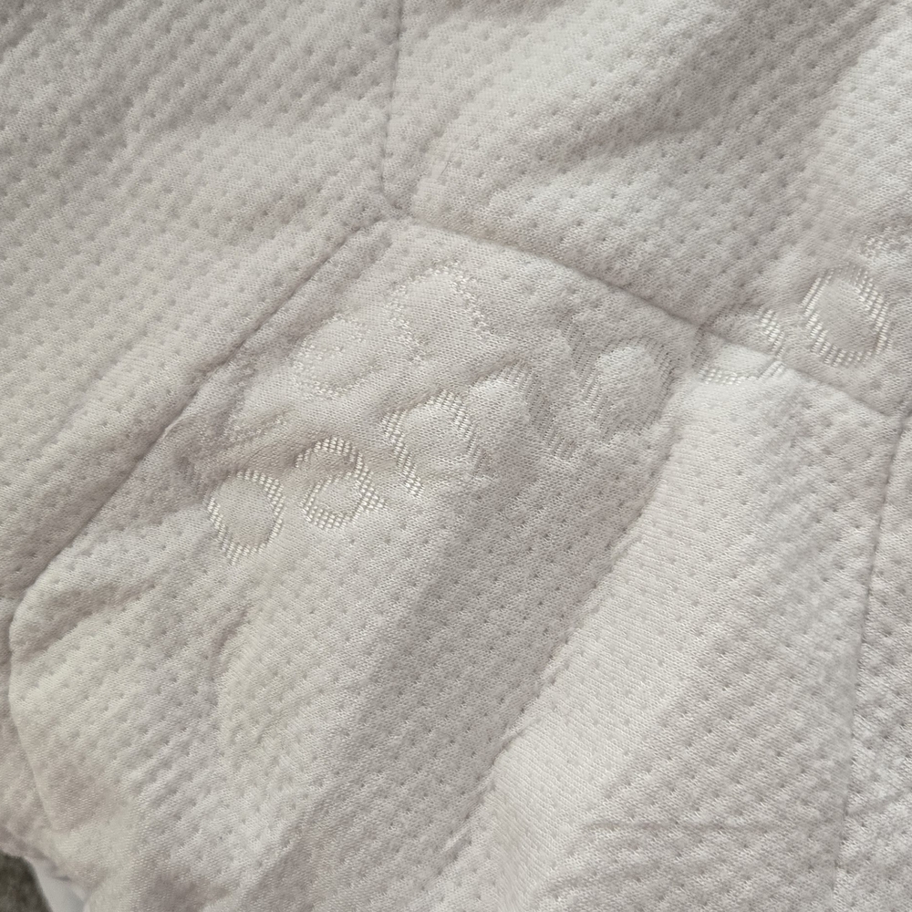 King Size Zen Bamboo White Mattress Pad Good Condition
